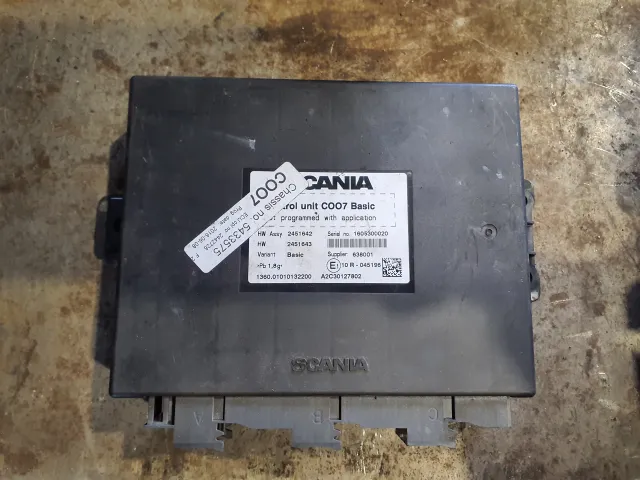 Control unit COO7 2451642