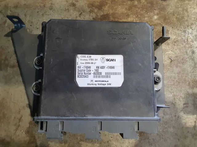 COO E30 1781254