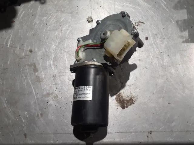 Visker motor Mercedes