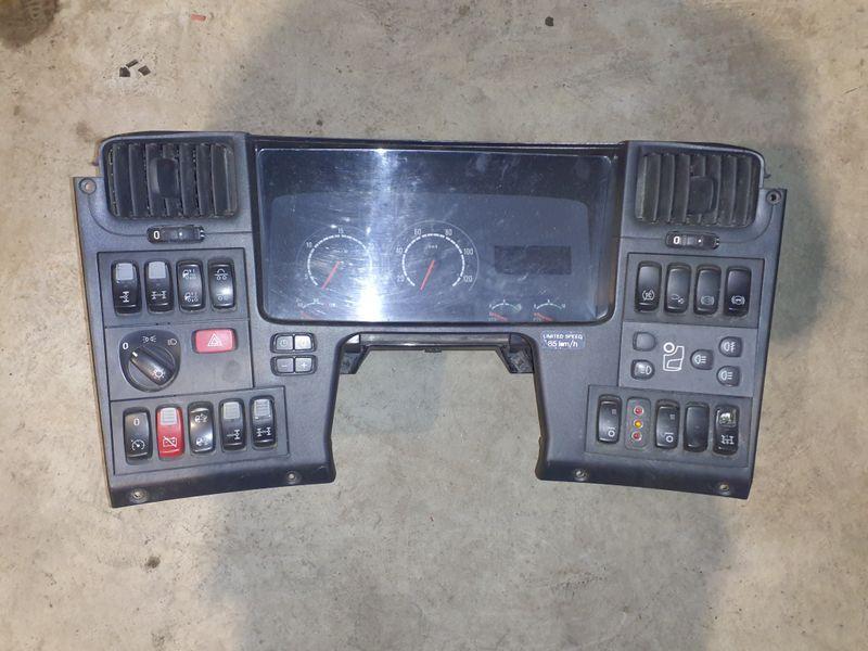 Brytere / instrumentpanel 1540226
